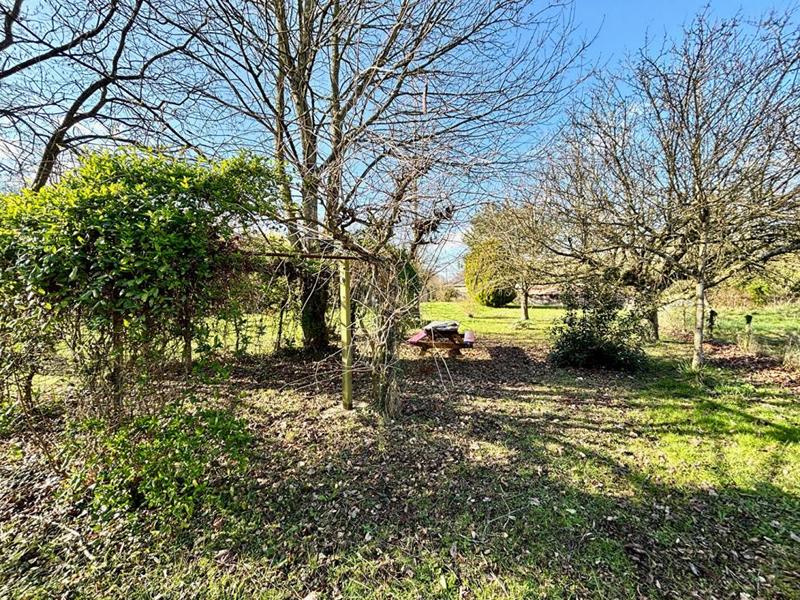 Maison - 235 m² - 10 pièces