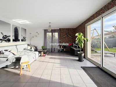 Maison - 120 m² - 6 pièces