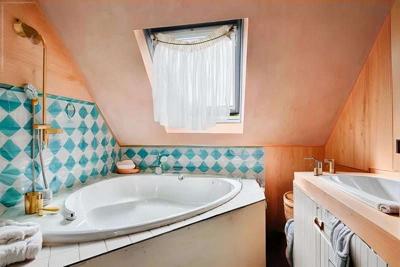 Maison en pierre - 90 m² - 5 pièces