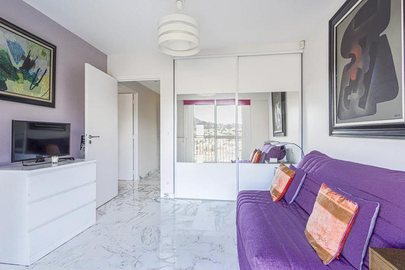 Appartement - 160 m² - 6 pièces