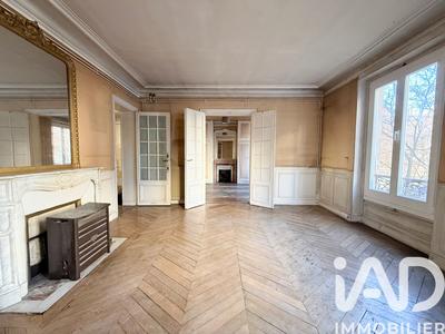 Appartement - 85 m² - 4 pièces