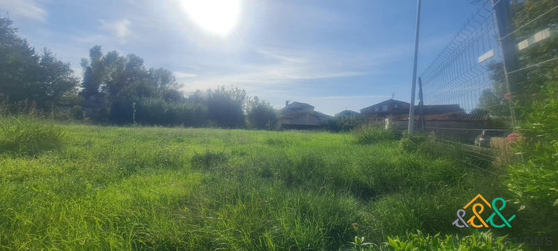 Terrain - 848 m²