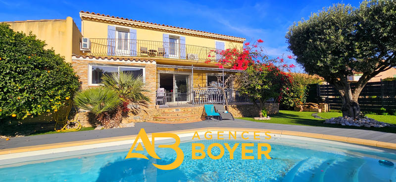 Maison - 205 m² - 6 pièces