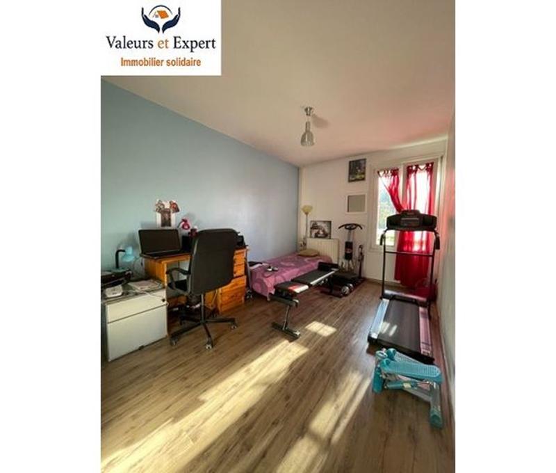 Appartement - 85 m² - 3 pièces