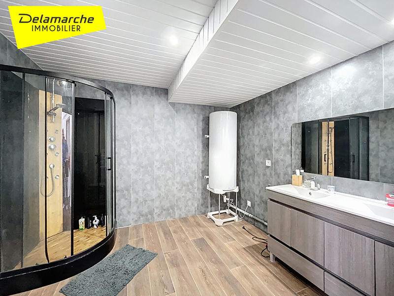 Maison - 179 m² - 8 pièces