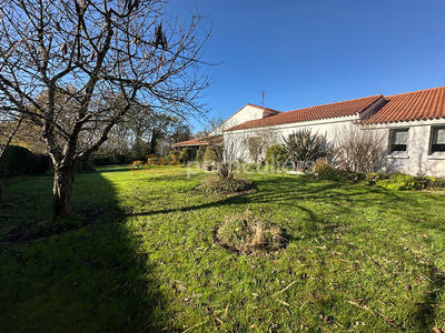 Maison - 144 m² - 8 pièces