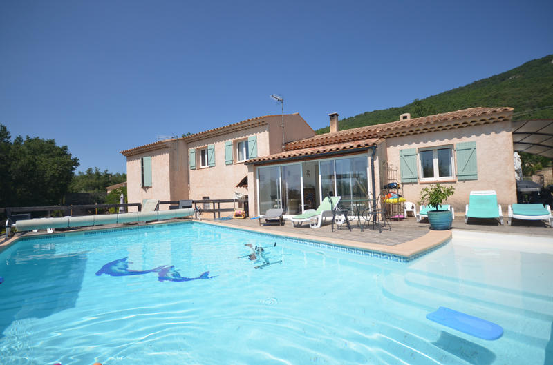 Villa - 183 m² - 7 pièces