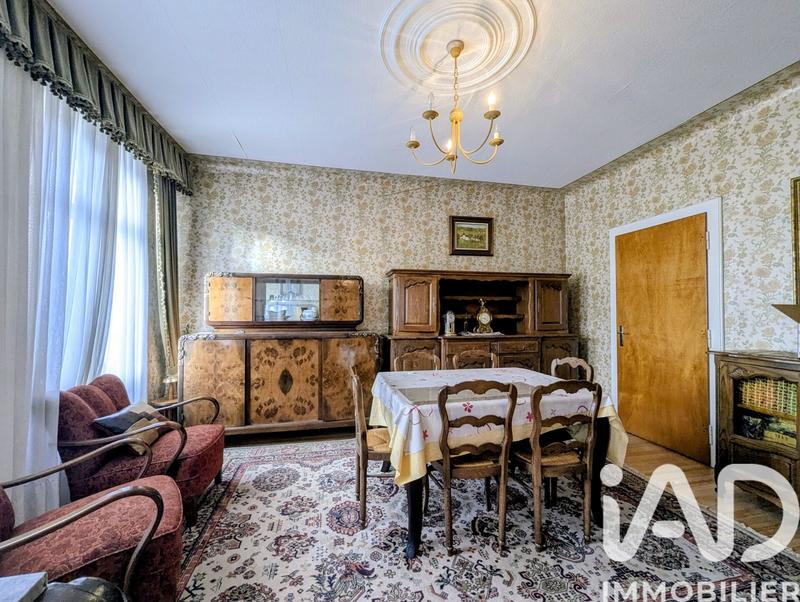 Maison - 182 m² - 7 pièces