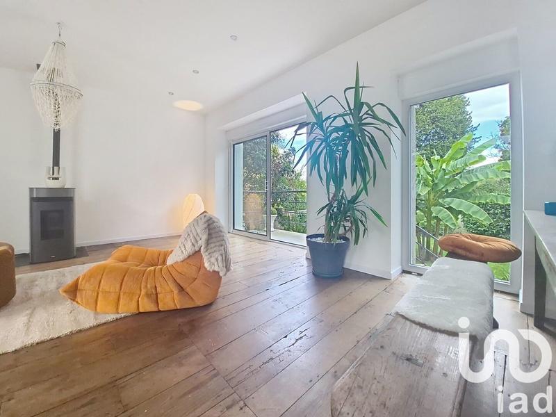 Maison - 98 m² - 5 pièces