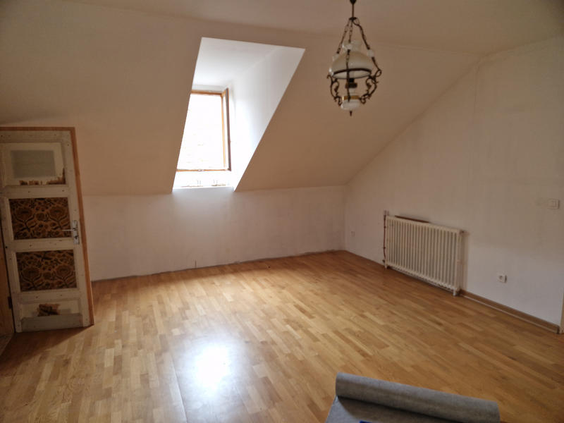 Maison - 224 m² - 7 pièces