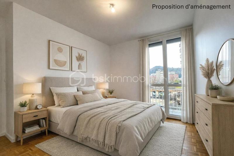 Appartement - 80 m² - 3 pièces