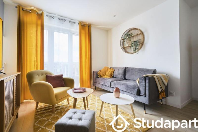 Chambre - 110 m² - 1 pièce