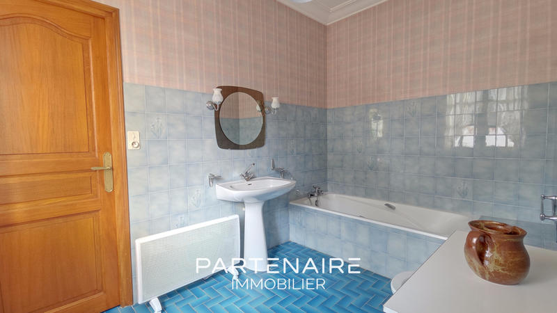 Maison - 143 m² - 5 pièces