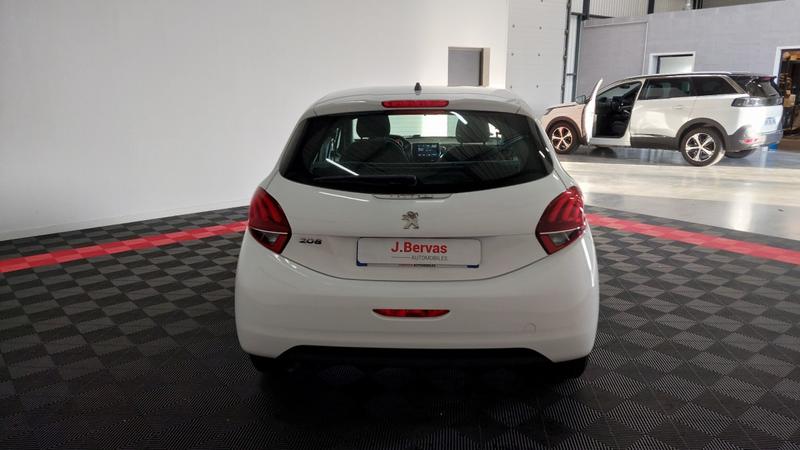 Peugeot 208 affaire Puretech 82 s&amp;S Premium Pack