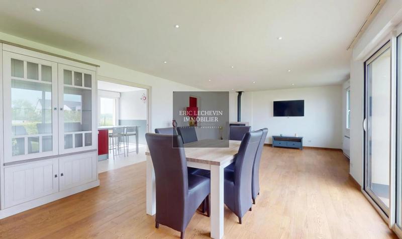 Maison - 141 m² - 6 pièces