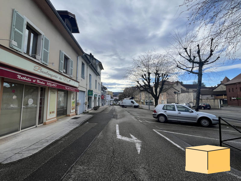 Local commercial - 195 m²