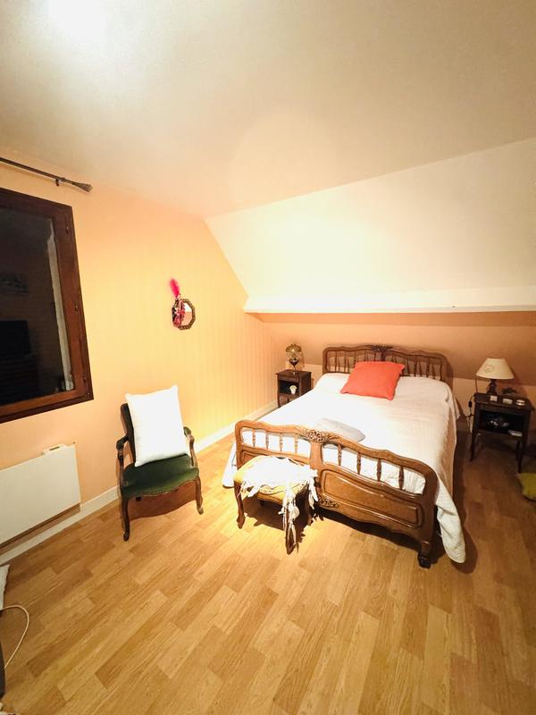 Maison - 140 m² - 7 pièces