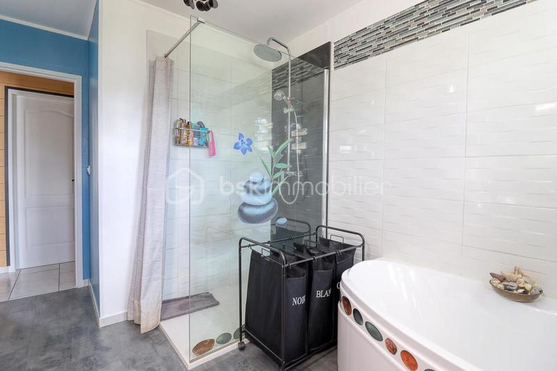 Maison - 112 m² - 4 pièces