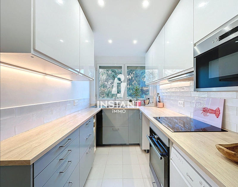 Appartement - 87 m² - 5 pièces