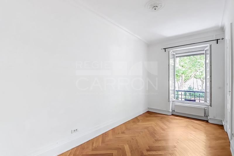 Appartement - 135 m² - 5 pièces