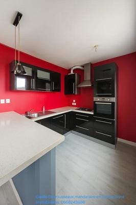 Appartement - 77 m² - 5 pièces