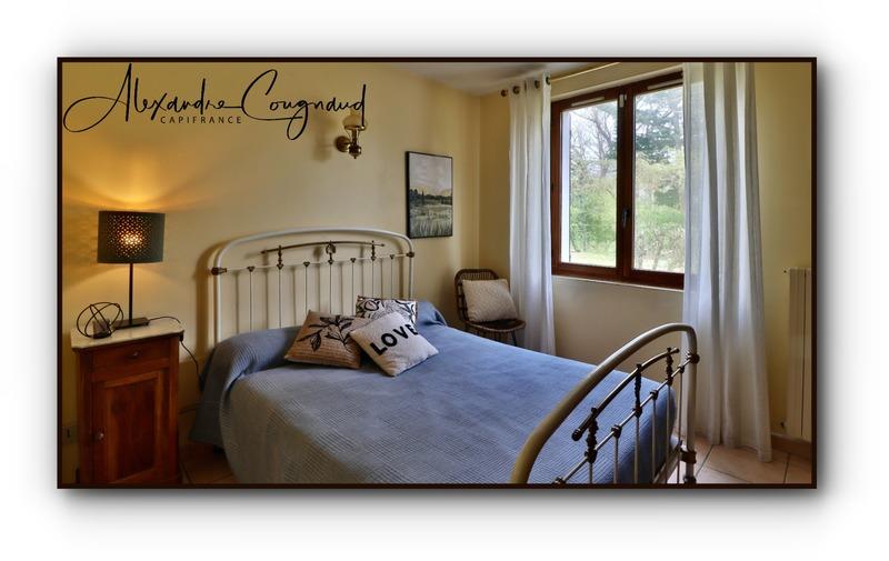 Villa - 208 m² - 8 pièces