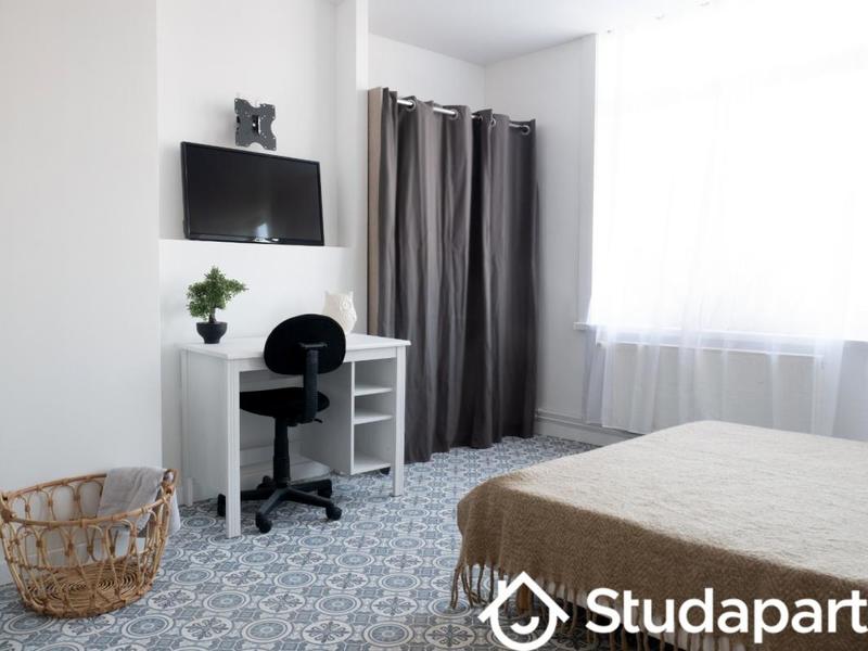 Chambre - 12 m² - 1 pièce