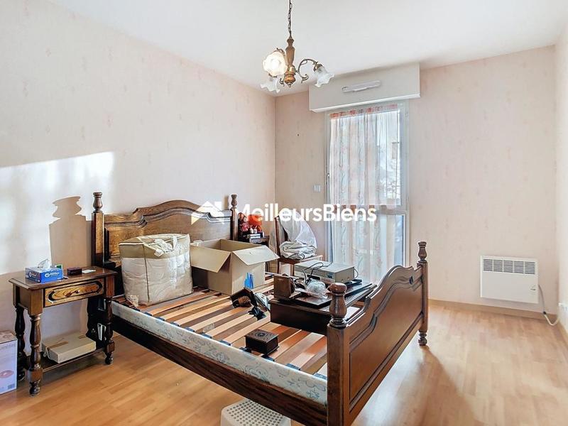 Appartement - 77 m² - 4 pièces