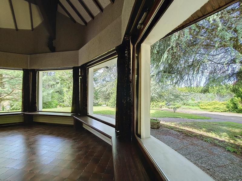 Maison - 310 m² - 8 pièces