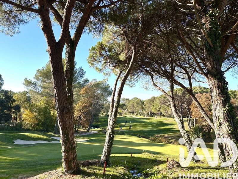 Appartement - 87 m² - 4 pièces