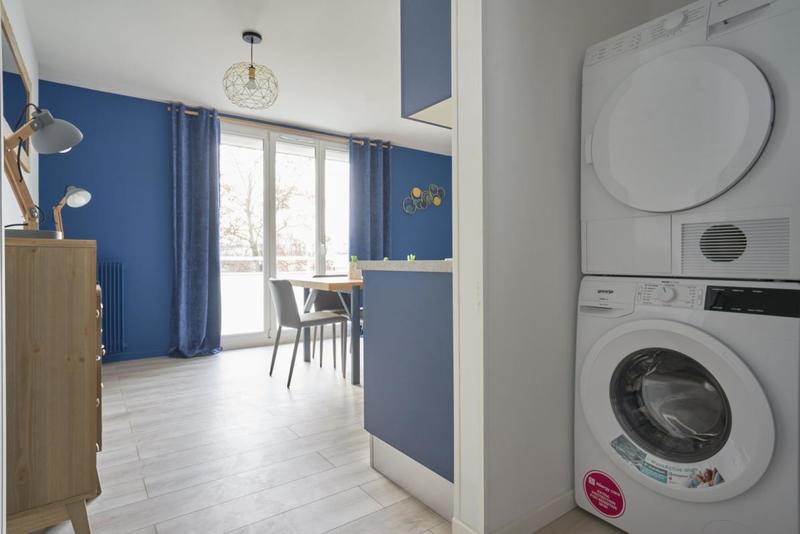 Appartement - 92 m² - 6 pièces