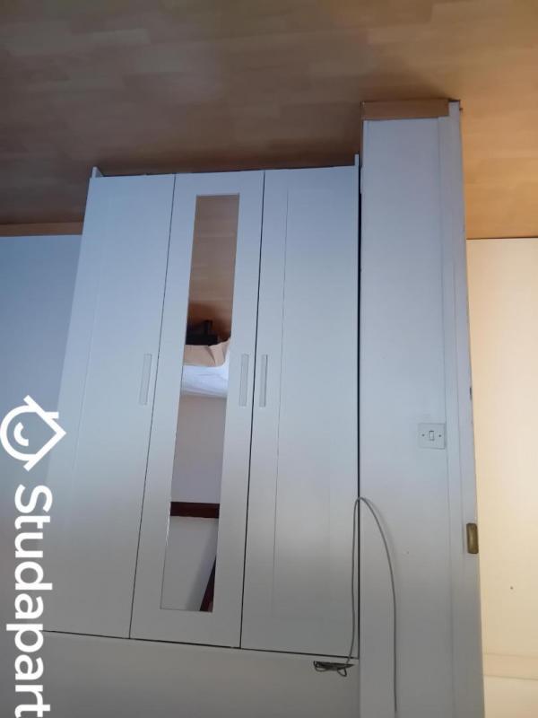 Chambre - 17 m² - 1 pièce