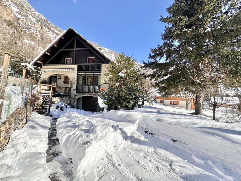 Châlet - 104 m² - 5 pièces