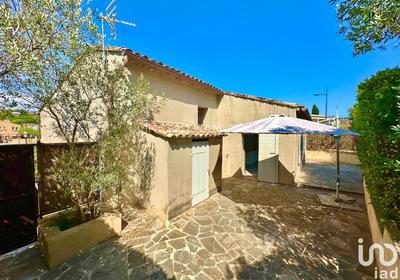 Local commercial - 121 m² - 3 pièces