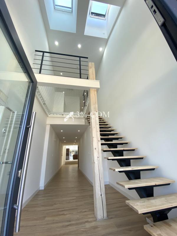 Duplex - 160 m² - 5 pièces