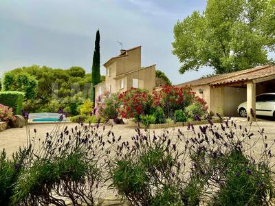 Maison traditionnelle - 150 m² - 6 pièces