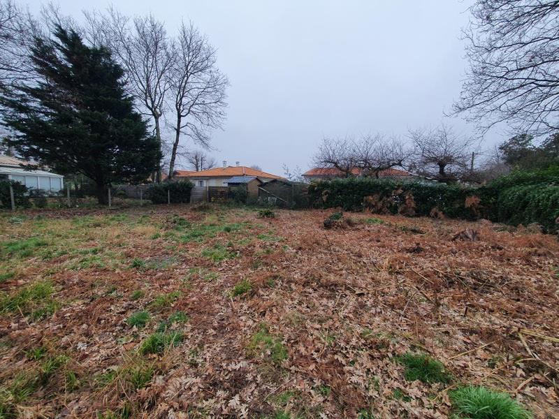 Terrain constructible - 400 m²