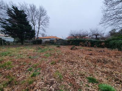 Terrain constructible - 400 m²