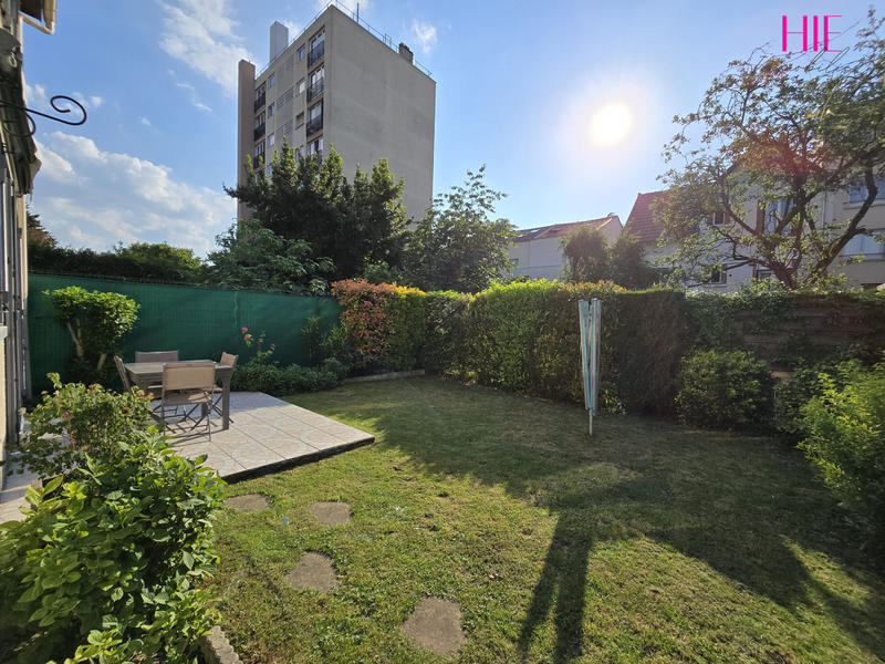 Maison contemporaine - 103 m² - 6 pièces