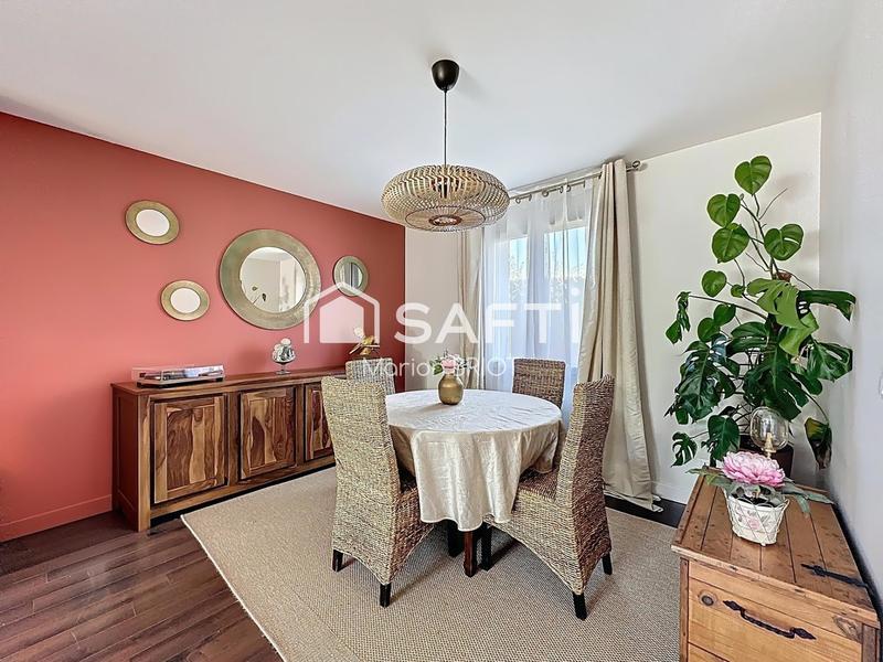 Maison - 96 m² - 5 pièces