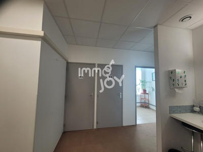 Immeuble - 1 600 m²