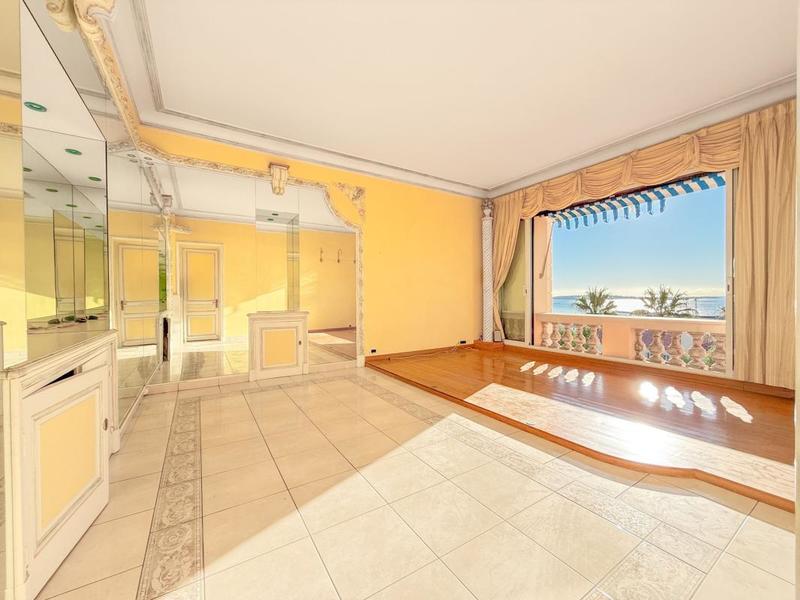 Appartement - 60 m² - 2 pièces