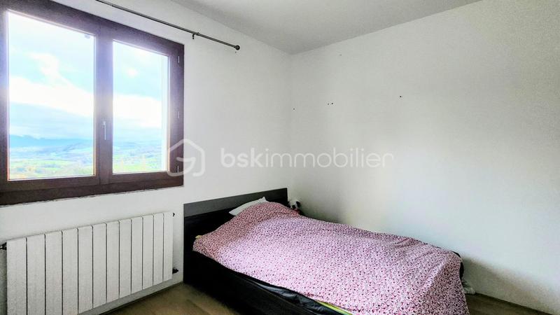 Maison - 94 m² - 5 pièces