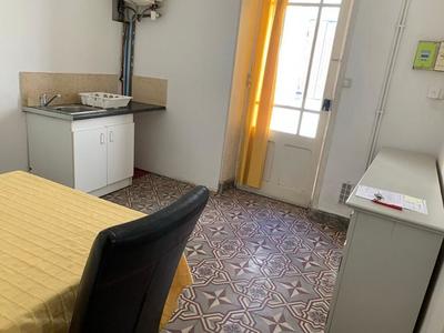 Studio - 30 m² - 1 pièce