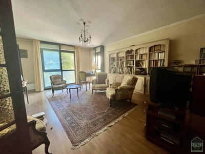 Appartement - 64 m² - 2 pièces