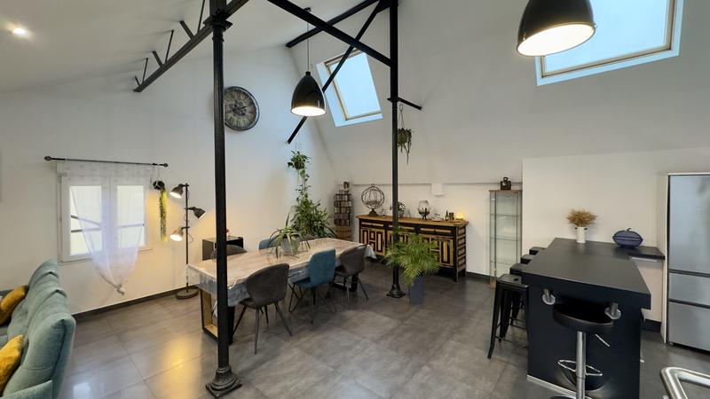 Maison - 110 m² - 4 pièces