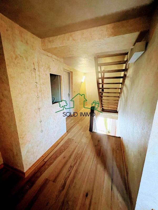 Maison de village - 227 m² - 8 pièces