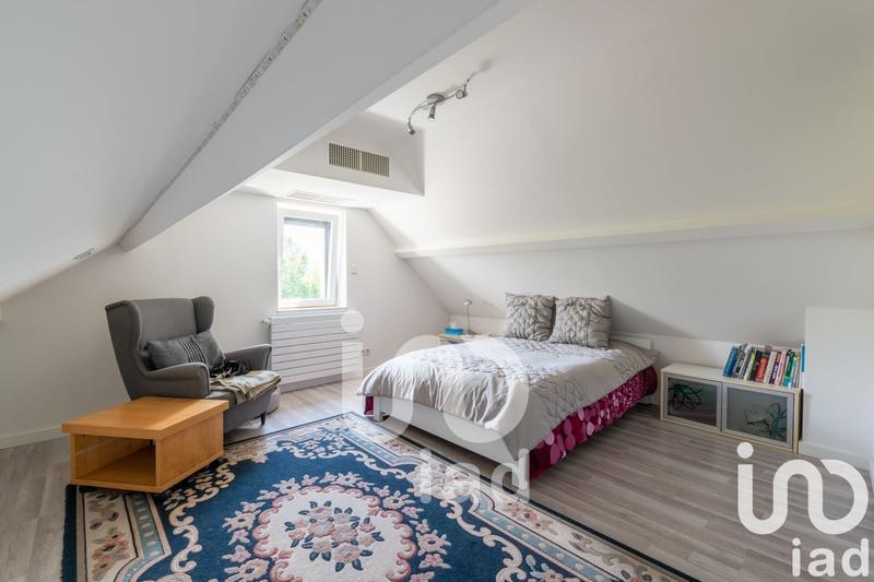 Maison - 216 m² - 8 pièces