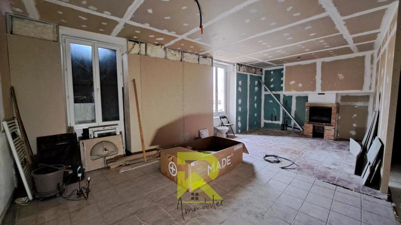 Maison - 228 m² - 8 pièces