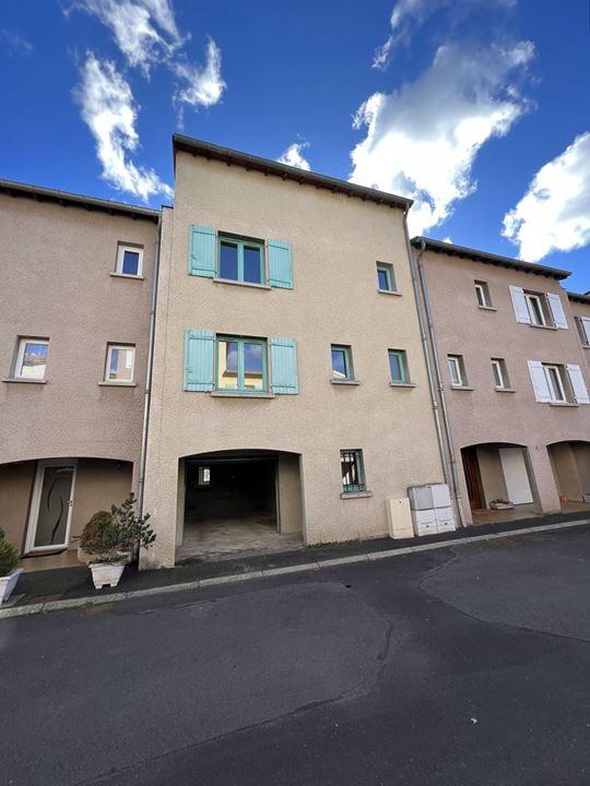 Maison traditionnelle - 134 m² - 7 pièces